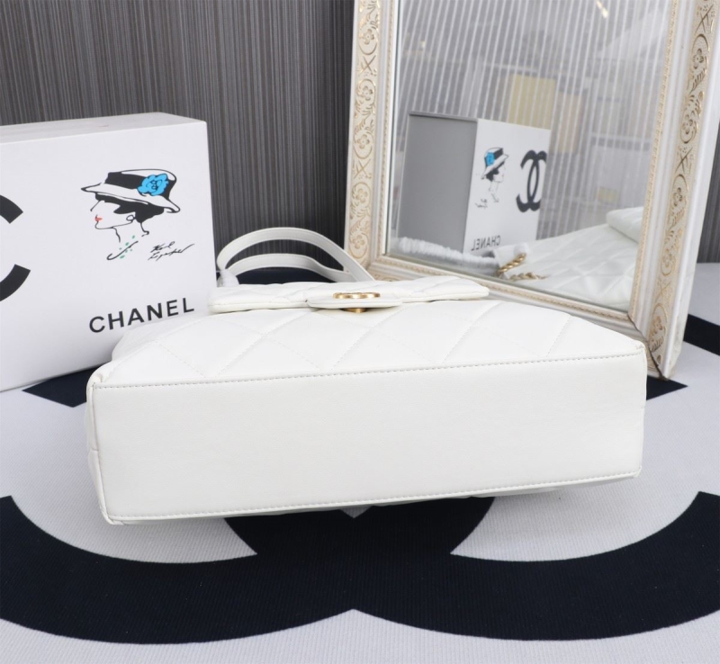 Chanel Shopping Bags